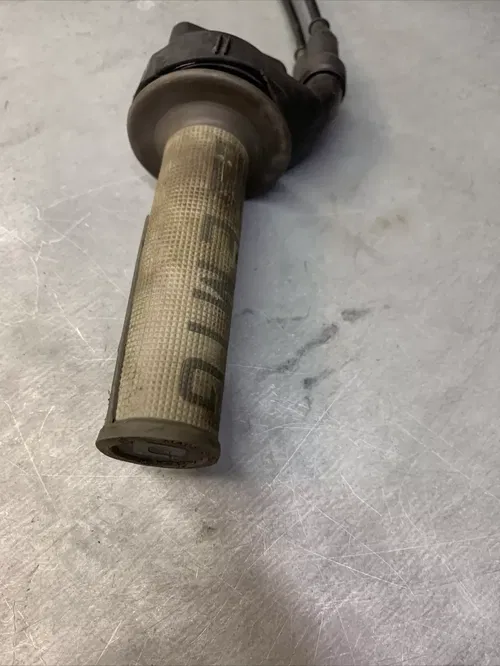 2013 YZ250F Throttle Assembly Cable Grip