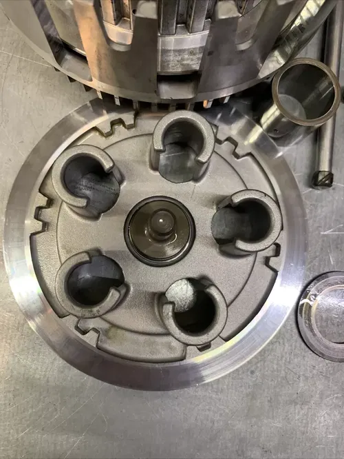 2009-2013 YZ250F Clutch Basket Assembly (5XC-16150-10-00)