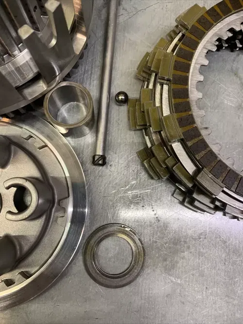 2009-2013 YZ250F Clutch Basket Assembly (5XC-16150-10-00)
