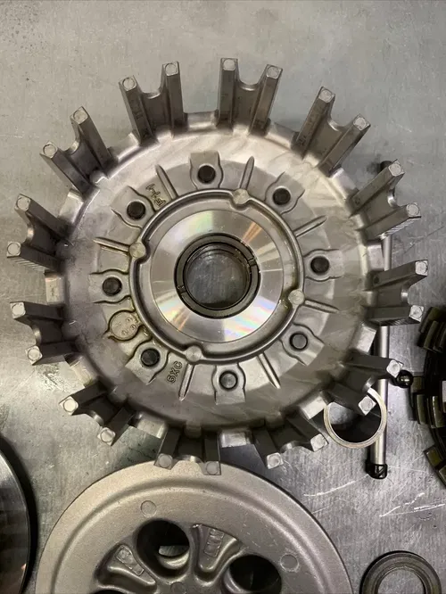 2009-2013 YZ250F Clutch Basket Assembly (5XC-16150-10-00)