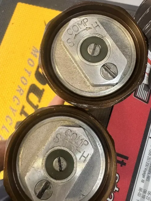 HONDA CRF250R CR250 CRF450R Showa 47 Fork Set New Seals, Bushing, Oil