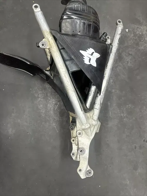 HONDA OEM REAR SUB FRAME INTAKE BOOT 50200-KRN-850