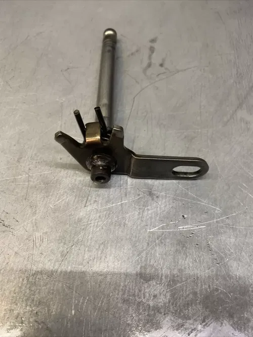 2007-2013 YZ250F SHIFT SHAFT (5UL-18101-20-00)