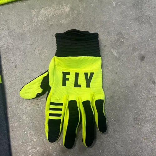 Fly Gear Set