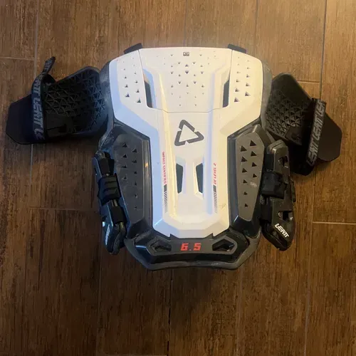Leatt 6.5 Pro Chest Protector