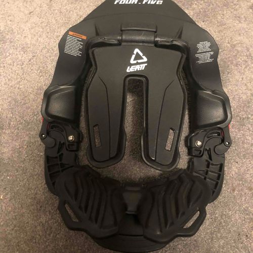 Leatt 4.5 Neck Brace