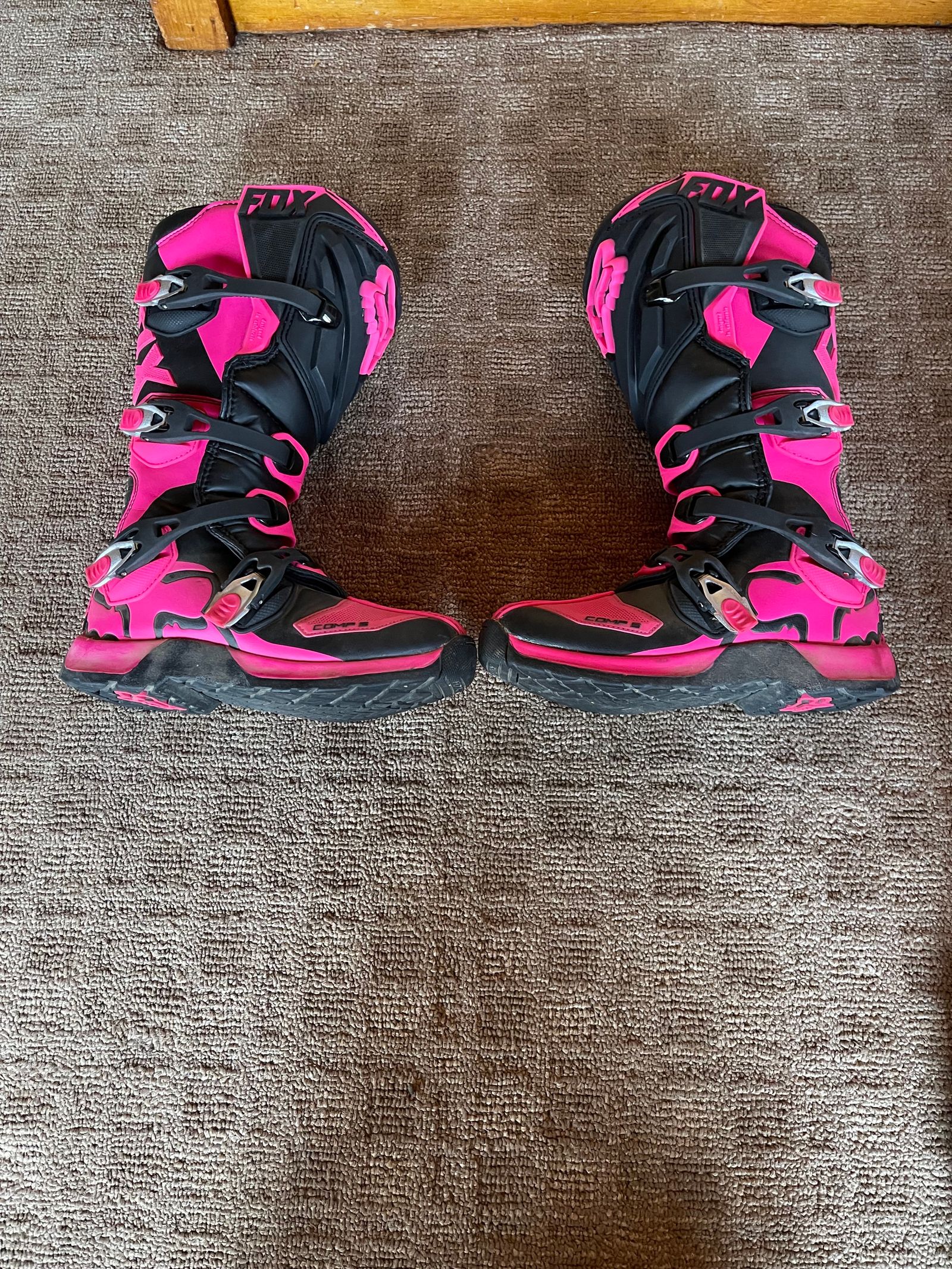 Fox comp sale 5 pink
