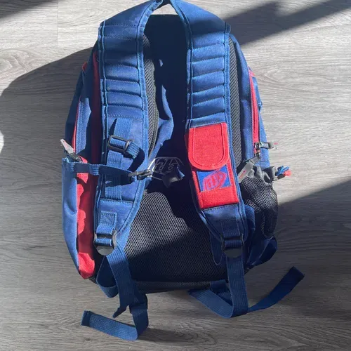 Tld backpack shop