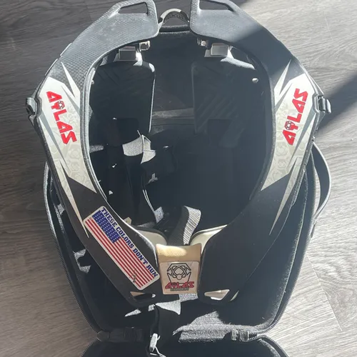 Atlas Pro Carbon Neck brace 