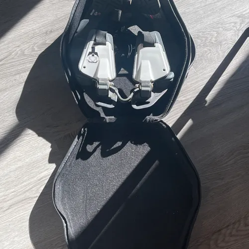 Atlas Pro Carbon Neck brace 
