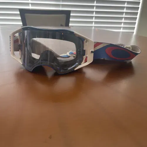 Oakley Airbrake Mx