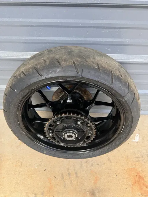 2013 07-25 Honda CBR600RR OEM Enkei Rear Wheel Assembly W/ Sprocket Rotor Cush