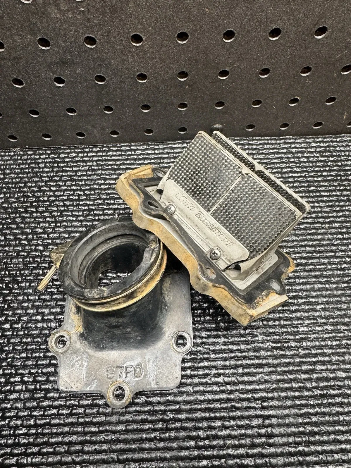 2001-2008 Suzuki RM250 Intake Boot 37FC V Force Reed Cage