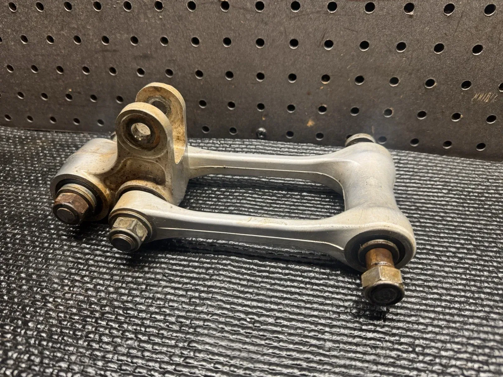 ✅2020 YZ250F Linkage Dog Bone Link YAMAHA YZ 250F GENUINE OEM 2018-2022