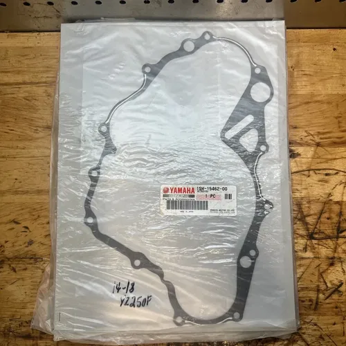 2014-2018 Yamaha YZ250F Inner Clutch Cover Gasket Case OEM YAMAHA  1SM-15462-00