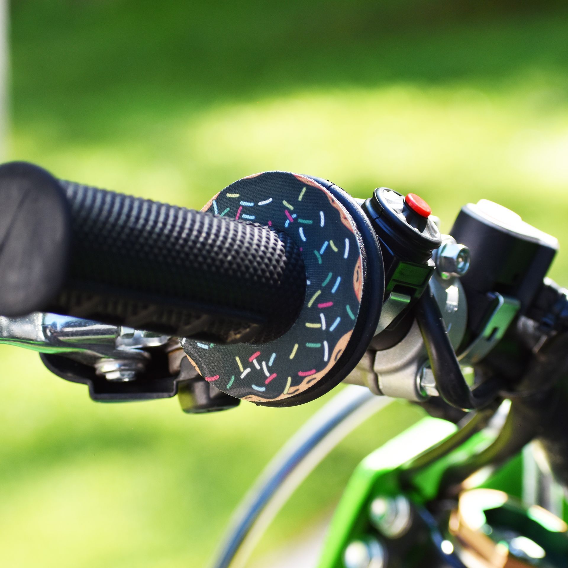 Gripdonuts.com® Premium Dirt Bike Grip Donuts │ Blackout Doughnut