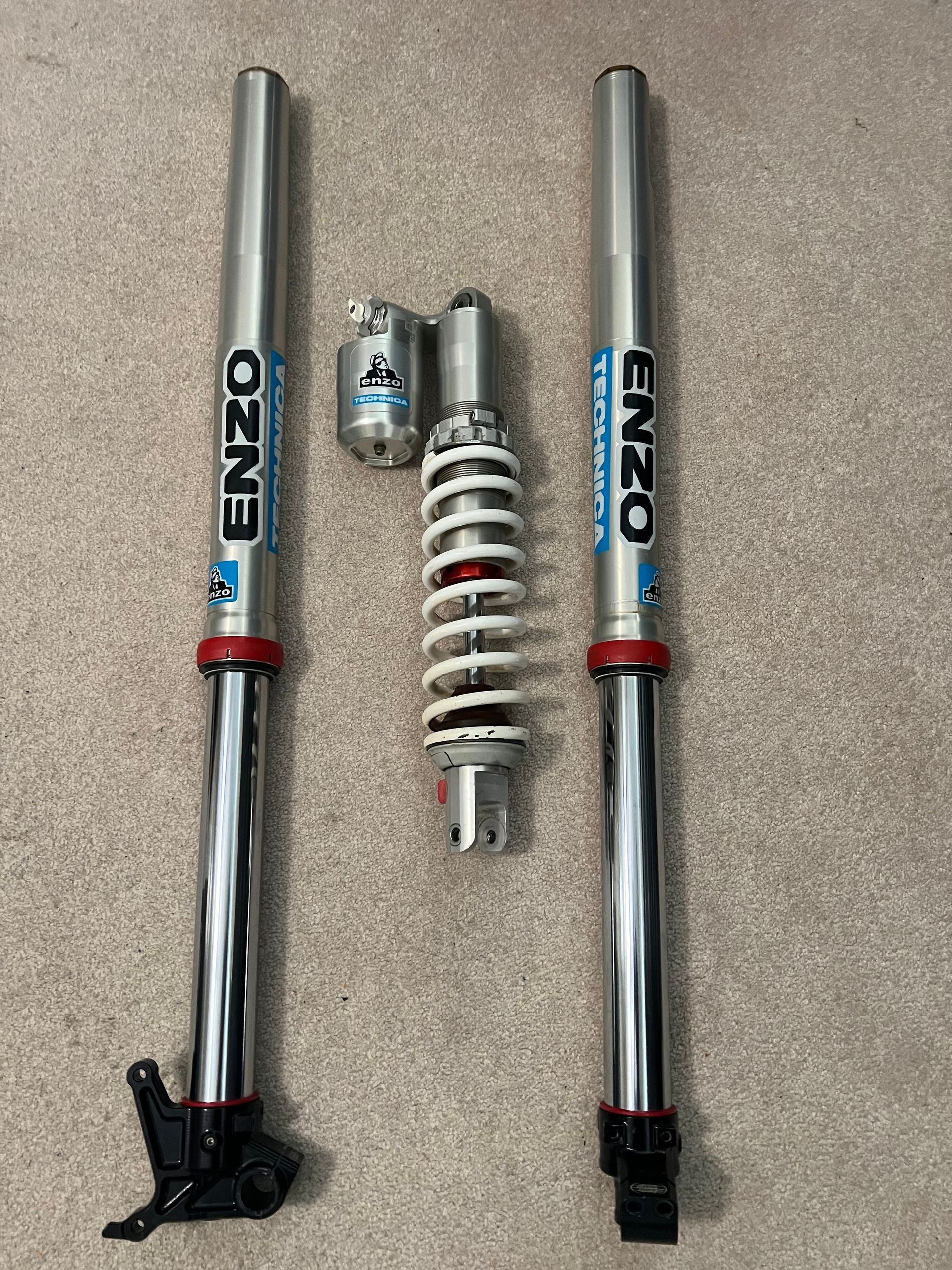Complete Enzo KYB A-kit Spring Forks And Shock 2023-2025 KTM HUSKY GASGAS