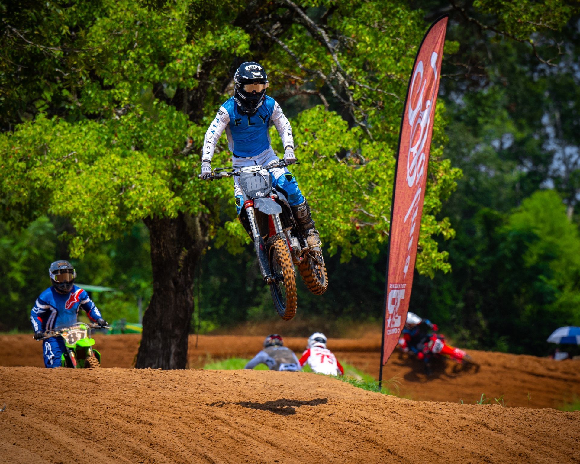 wheelie188